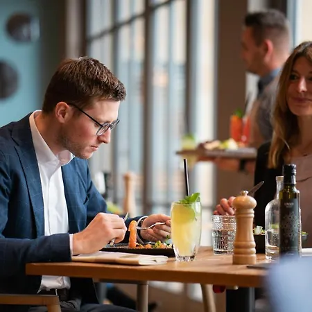 & Restaurant Am 4* Ulm