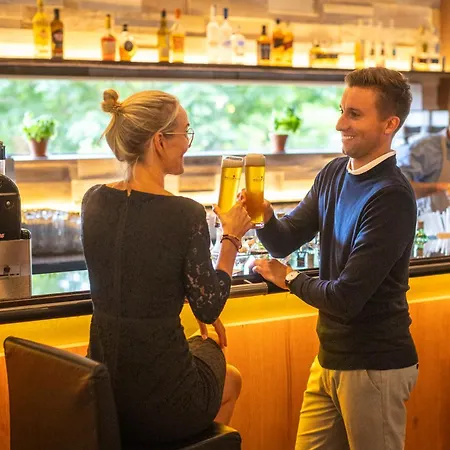 & Restaurant Am
