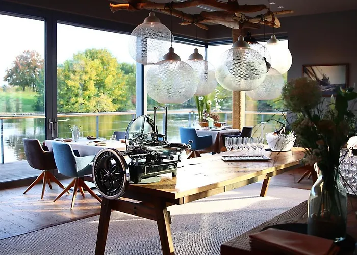 & Restaurant Am 4* Ulm