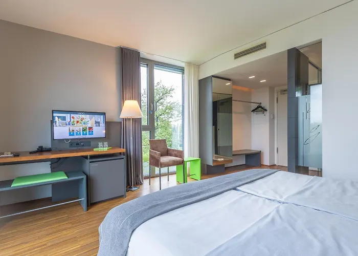 & Restaurant Am Hotel 4*