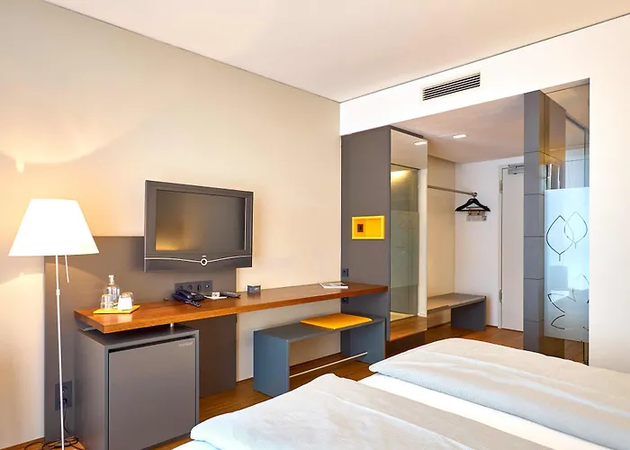 & Restaurant Am Hotel 4*